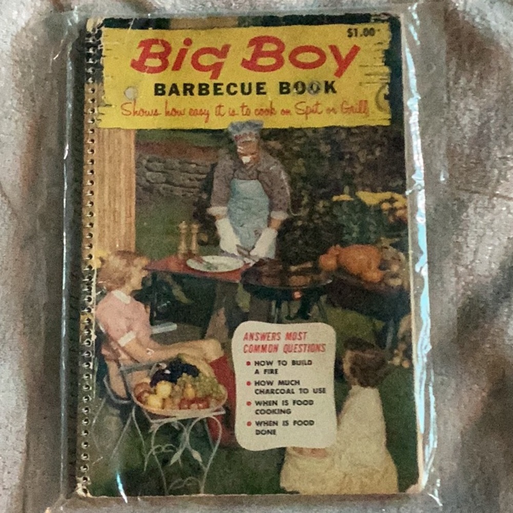 Vintage Big Boy BBQ Book good condition